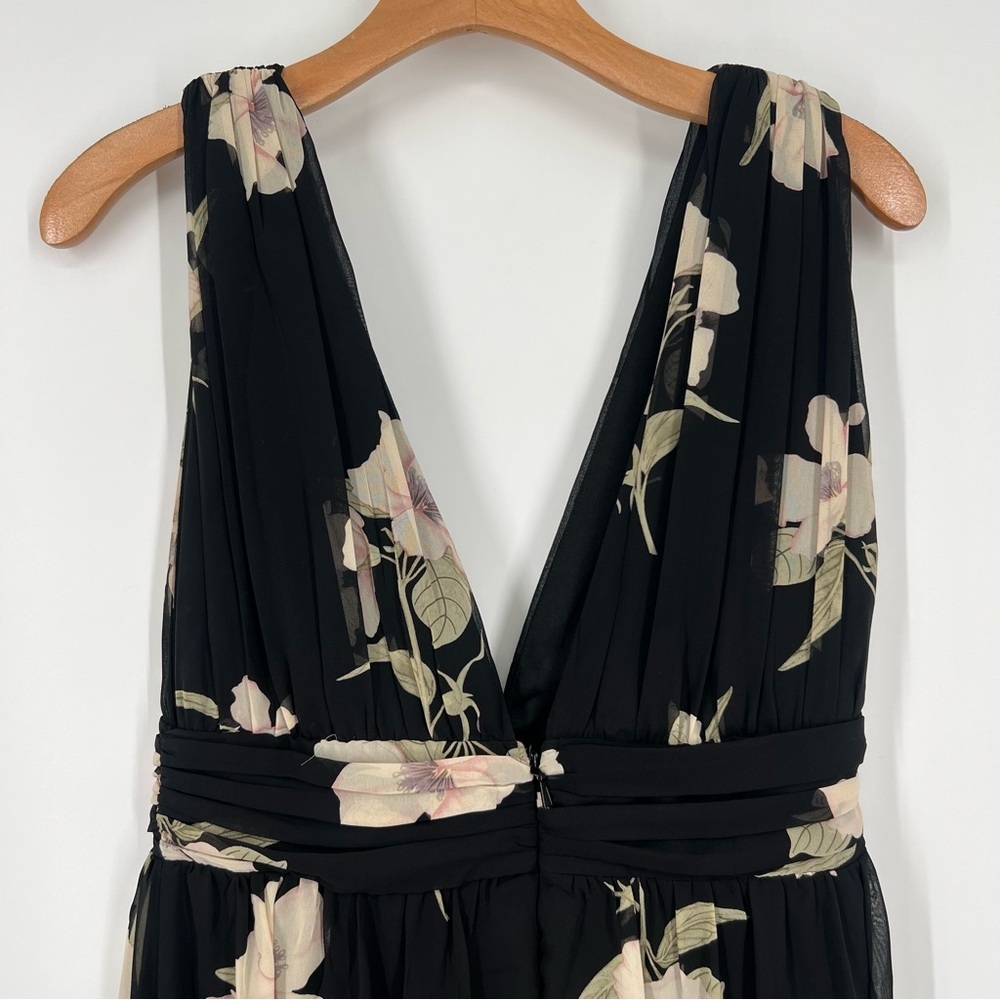 Lulu’s Queen of Hearts Black Floral Print Midi Dress - Picture 6 of 7
